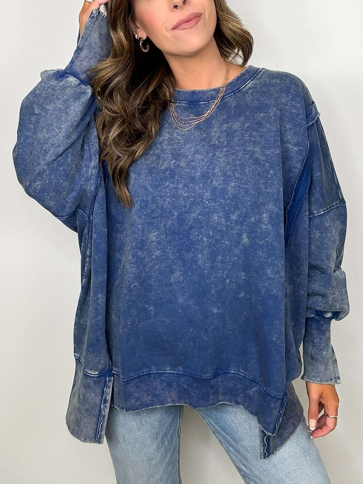✨Womens Acid Wash Split Cuff Oversized Crew Pullover (Buy 2 Free Shipping)