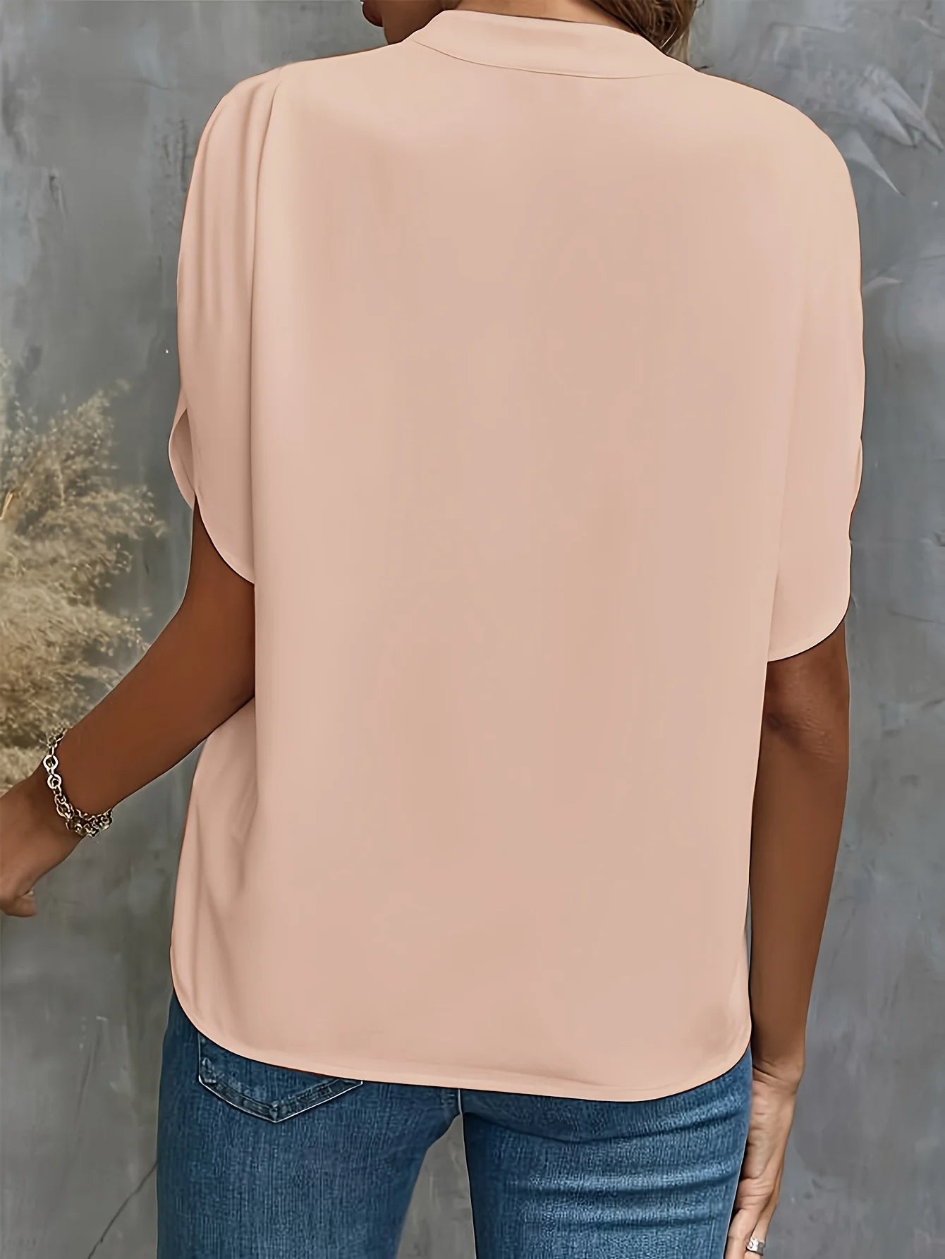 ✨Women's Short Sleeve Solid Color Notch Collar Short Sleeve Shirt（Buy 3 Free Shipping）
