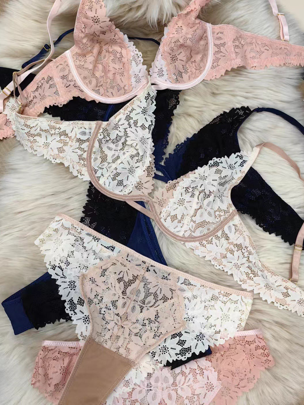 French Women's Sensual Ultra-thin Lace Anti-Sagging Bra Set Beige