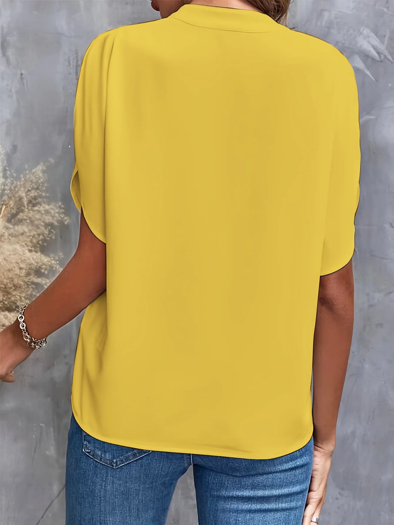 ✨Women's Short Sleeve Solid Color Notch Collar Short Sleeve Shirt（Buy 3 Free Shipping）
