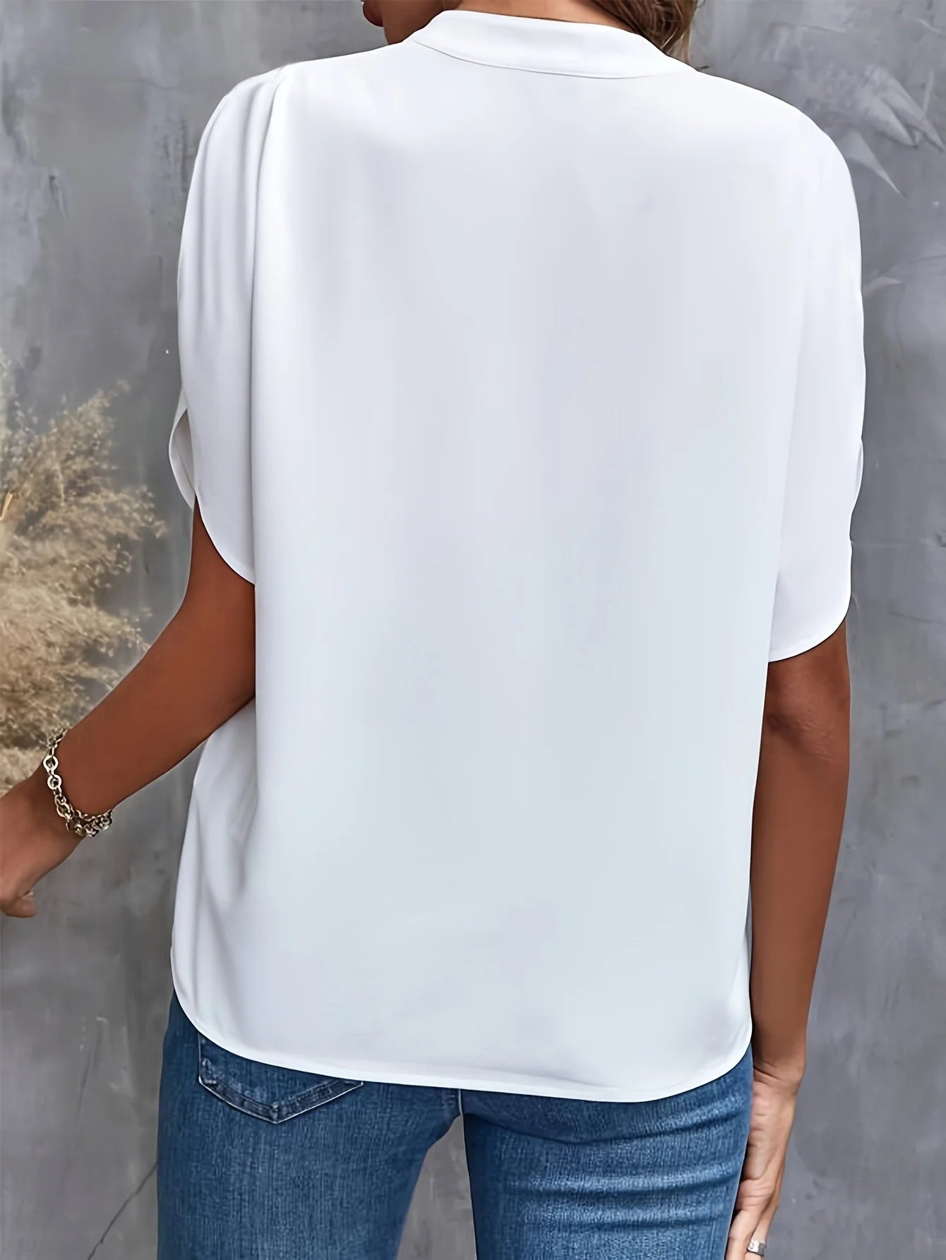 ✨Women's Short Sleeve Solid Color Notch Collar Short Sleeve Shirt（Buy 3 Free Shipping）