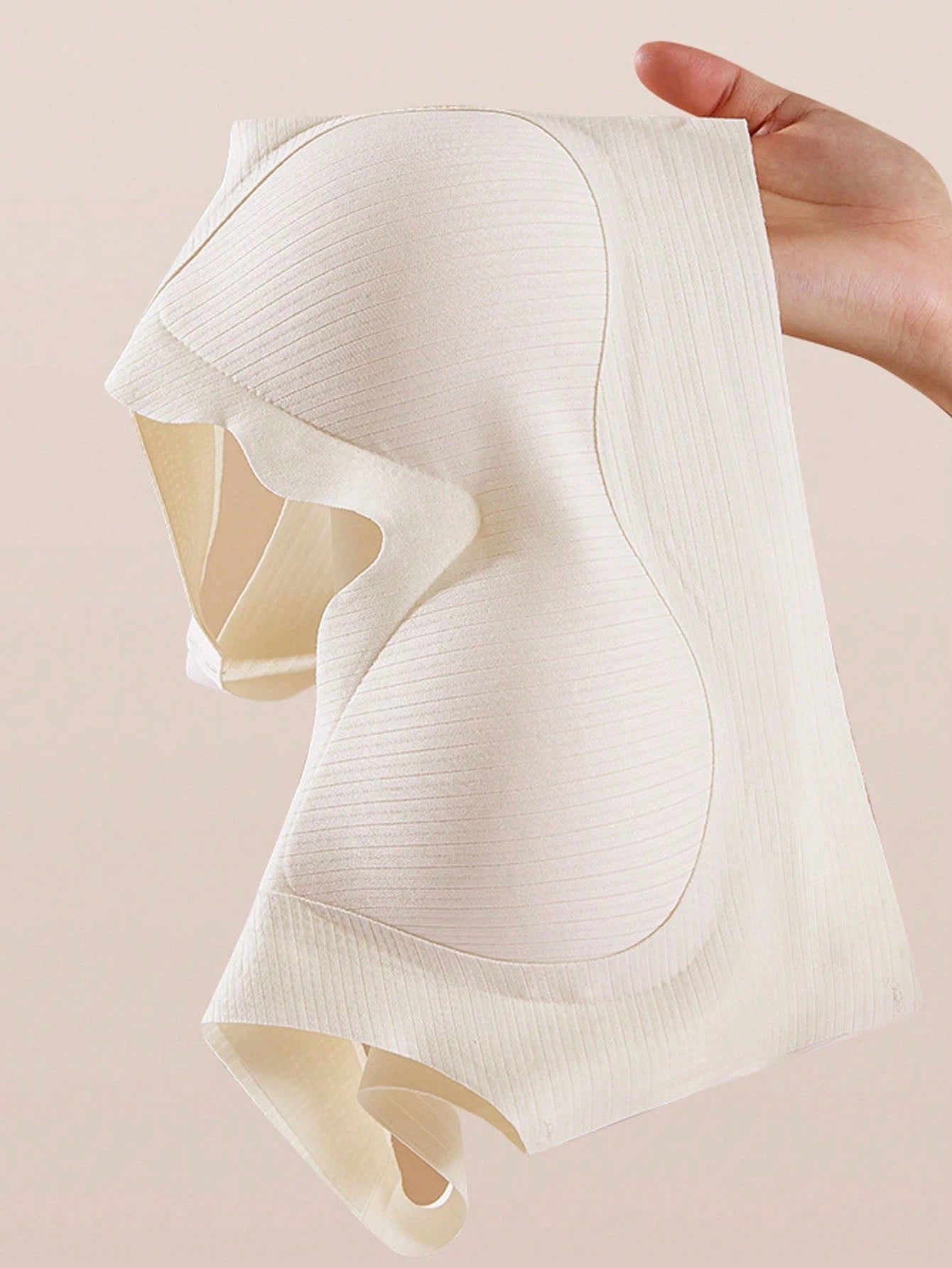 Seamless Casual Comfort Tank Style Seamless V-Neck Yoga Sports Breathable Back Bra White