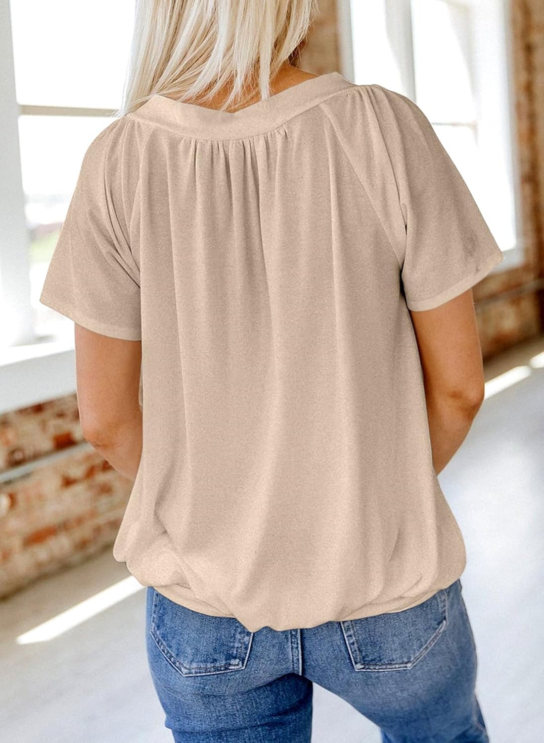 ✨Women's Casual Short Sleeve V Neck Basic T-shirts (BUY 3 FREE SHIPPING)