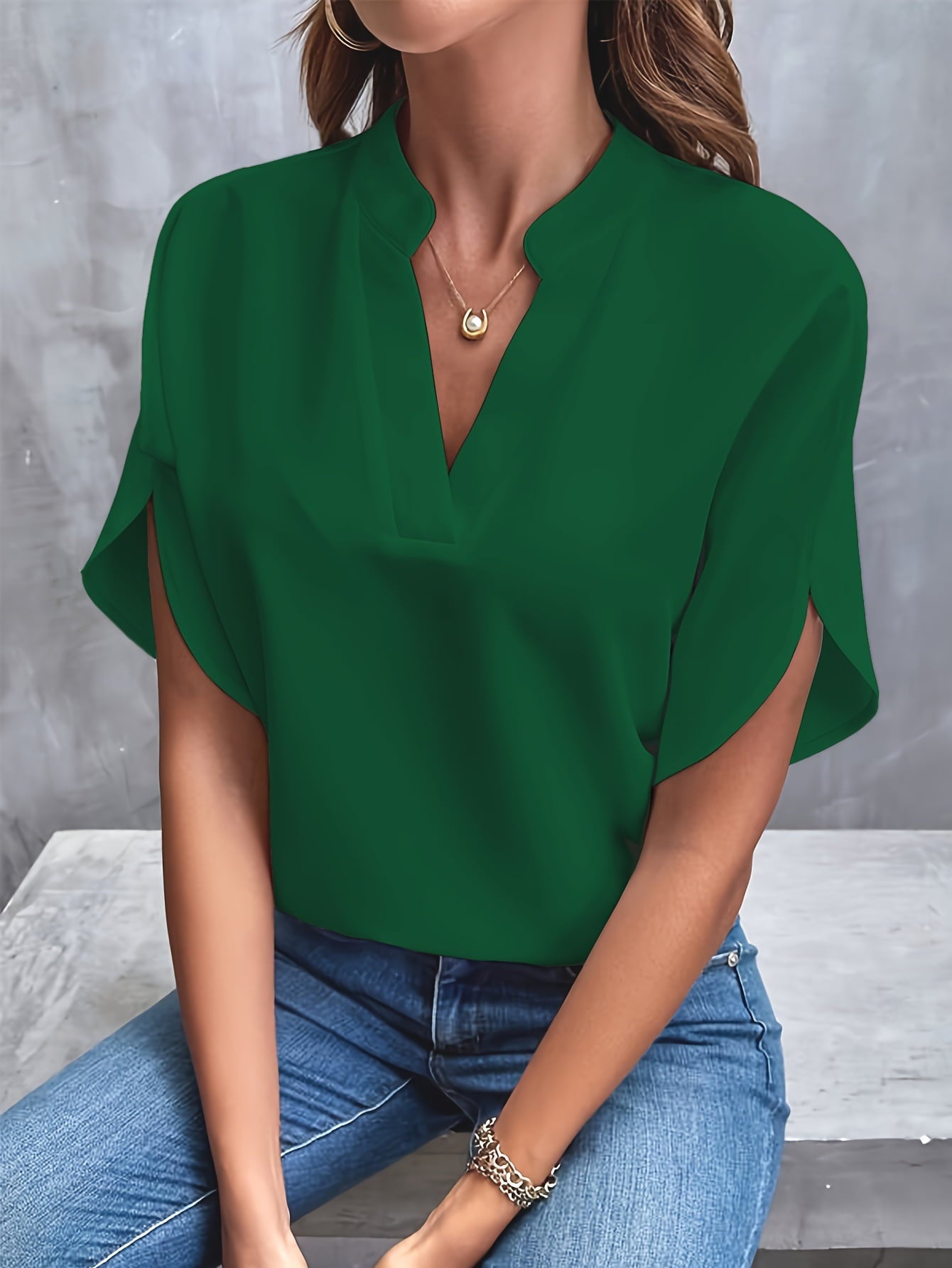 ✨Women's Short Sleeve Solid Color Notch Collar Short Sleeve Shirt（Buy 3 Free Shipping）